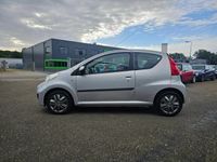 Occasion Peugeot 107 68 PK (50 kW) 2009 Grijs Hatchback