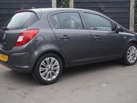 tweedehands Opel Corsa 1.2-16V Cosmo * Navigatie * Cruise control *