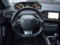 tweedehands Peugeot 308 1.2 PureTech Active Cruise, Trekhaak, PDC, Navi