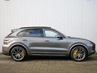 Occasion Porsche Cayenne Turbo S 680 PK (500 kW) 2020 Grijs SUV