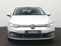 Occasion VW Golf VIII Active 204 PK (150 kW) 2023 Zilver (metallic) Hatchback