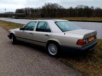 Occasion Mercedes E230 132 PK (97 kW) 1986