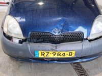 tweedehands Toyota Yaris 1.0-16V VVT-i Sol Schade Voorzijde