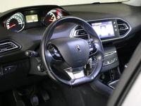 tweedehands Peugeot 308 SW 1.2 PureTech Blue Lion 110 PK. Clima | DAB | Navi | Cruise | Lichtmetaal | Panorama.