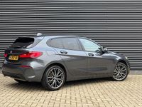 Occasion BMW 118 Executive 140 PK (102 kW) 2020 Grijs Hatchback