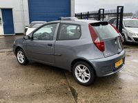 tweedehands Fiat Punto 1.2-16V Dynamic, APK TOT 22-02-2025, AIRCO, STUURBEKRACHTIGING, ELEK-RAMEN, RADIO-CD-MP3, AIRBAGS, CENT-VERGRENDELING, WEGENBELASTING MAAR € 30,- P/M