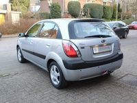 Occasion Kia Rio 112 PK (82 kW) 2007 Grijs Hatchback