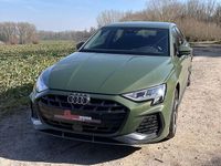 Nieuw Audi A3 S-Line 2025 Groen Sedan