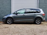Occasion VW Touran Comfortline 150 PK (110 kW) 2017 Grijs MPV