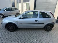 Occasion Opel Corsa Comfort 75 PK (55 kW) 2002 Grijs Hatchback