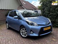Occasion Toyota Yaris Hybrid 75 PK (55 kW) 2014 Blauw (metallic) Hatchback