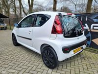 tweedehands Peugeot 107 1.0 Active | 2014 | LED | AUTOMAAT | APK 03-2025