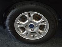 tweedehands Ford Fiesta 1.5 TDCi Titanium Lease , TREKHAAK , CLIMATR , NAVI , LMV14 , PDC A , CR CONTR ,