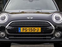 tweedehands Mini Cooper Clubman 1.5 Serious Business Wordt verwacht!