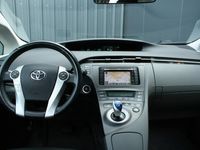 tweedehands Toyota Prius 1.8 Aspiration NAVIGATIE - LEDER - HEAD UP DISPLAY