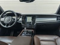 tweedehands Volvo V90 T8 AWD Aut. Intellisafe Trekhaak Navigatie Panoramadak Parkeercamera 390pk