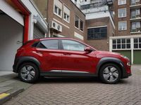 tweedehands Hyundai Kona EV Premium 64 kWh * LEER OPENDAK * 1st Eigenaar *