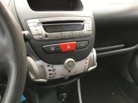 tweedehands Toyota Aygo 1.0-12V Comfort / AIRCO / 5 DEURS / CV / APK 2025