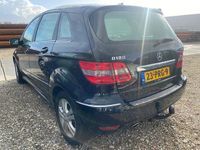 Occasion Mercedes B180 Business 109 PK (80 kW) 2011 Zwart MPV