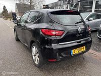 Occasion Renault Clio IV LIMITED 90 PK (66 kW) 2016 Zwart (metallic) Hatchback