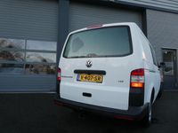 tweedehands VW Transporter 2.0 TDI 140 pk automaat L2H airco trekhaak