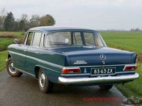 tweedehands Mercedes 200 W110 Heckflosse