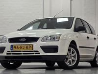Occasion Ford Focus Trend 101 PK (74 kW) 2005 Wit Stationwagen