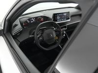 tweedehands Peugeot 2008 PureTech 130 EAT8 Allure Navigatie Parkeersensoren Climate Control Apple Carplay