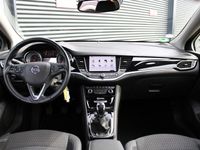 tweedehands Opel Astra Sports Tourer 1.4 T. 150 pk Innovation Navigatie / Trekhaak / ECC / 17"LMV / Licht-Regensensor / LED / Bluetooth "Vraag een vrijblijvende offerte aan!"