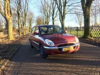 Occasion Daihatsu Sirion 56 PK (41 kW) 1999 Rood Hatchback