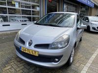 tweedehands Renault Clio 1.4-16V Dynamique Luxe APK 15-09-24