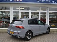 Occasion VW Golf VIII Move 150 PK (110 kW) 2023 Grijs Hatchback