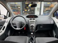 tweedehands Toyota Yaris 1.0 VVTi Comfort Airco Bluetooth Aux Elek Pakket N