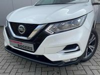 tweedehands Nissan Qashqai 1.2 DIG-T N-Connecta + Design Pack Navigatie, Panoramadak, 18"Lm, Trekhaak, Climate Control, Cruise Control