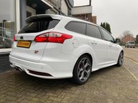 tweedehands Ford Focus Wagon 2.0 EcoBoost ST-3 / NAVI / CRUISE / XENON