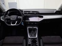 tweedehands Audi Q3 35 TFSI/150PK S Line · Panoramadak · Parkeersensoren + camera · Stoelverwarming