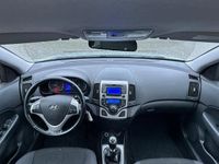 tweedehands Hyundai i30 CW 1.4i i-Motion