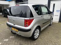 tweedehands Peugeot 1007 1.6-16V Gentry /Airco/Nieuwe apk/Automaat.