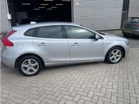 tweedehands Volvo V40 1.6 D2 Momentum / Navigatie / Achter parkeersensoren