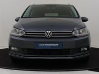 tweedehands VW Touran 1.5 TSI Highline 7p | Keyless | Trekhaak | 3-zone airco | Elektrische achterklep | Stoel- en stuurwielverwarming | Adaptieve cruise control | Massagefunctie bestuurdersstoel |