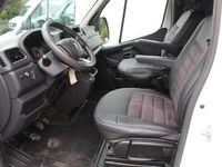 tweedehands Renault Master T35 2.3 dCi 135 L2H2 136PK | Airco | PDC V+A | Imperiaal | Trekhaak | Achteruitrijcamera | Inrichting|CruiseControl