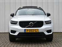 tweedehands Volvo XC40 T5 Recharge 262PK R-Design | Panoramadak | Camera | Stuurverwarming |