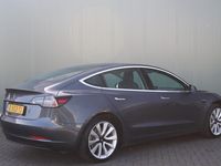 tweedehands Tesla Model 3 BWJ 12-2019 / 238PK Standard RWD Plus 60 kWh / Clima / Camera a / 19'' LMV / Verwarmde voorstoelen /