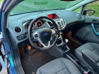 tweedehands Ford Fiesta 1.6-16V Futura XL 3-Drs Stuurbekrachtiging Airco Electric pakket ABS Audio/CD EBD LMV 16" Dealeronderhoud Nieuwe Apk!