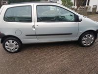 tweedehands Renault Twingo 1.2 Authentique nieuwe apk11 maart 2025 950 euro