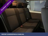 tweedehands VW Transporter 2.0 TDI L2H1 Dubbele cabine Euro6 Airco | Trekhaak | Imperiaal | Parkeersensoren 5-zits