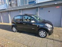 Occasion Daihatsu Sirion 69 PK (50 kW) 2007 Zwart Hatchback