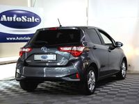 Occasion Toyota Yaris Hybrid Design 88 PK (64 kW) 2017 Grijs Hatchback