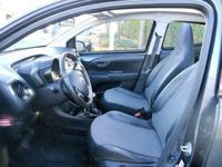 tweedehands Toyota Aygo 1.0 VVT-i x-play navigatie panoramadak