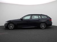 tweedehands BMW 520 5-SERIE Touring i High Executive M Sportpakket / Panoramadak / Parking Pack / Trekhaak / Head-Up / 18''